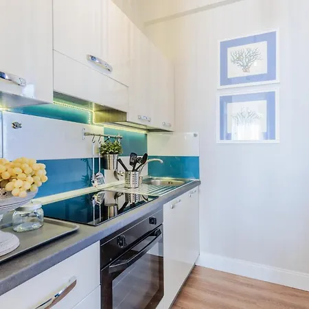 Appartmento Fronte Mare Con Garage Privato *